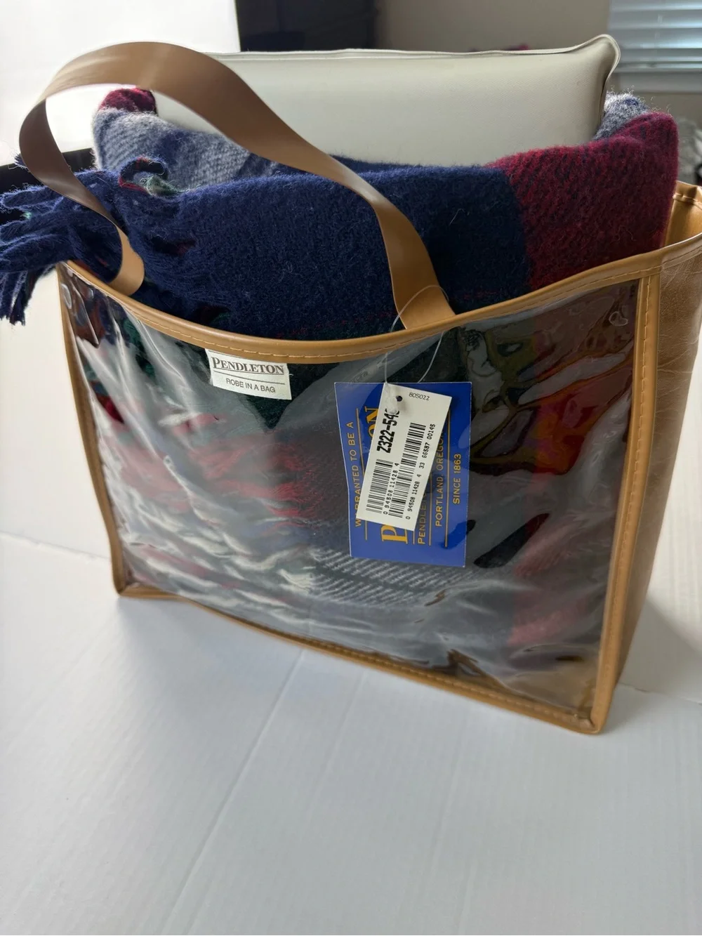 Pendleton Blue Label Red Green Navy Wool Plaid stadium blanket robe in a bag
